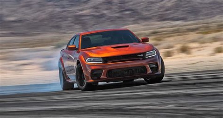 Dodge Charger SRT Hellcat 2022 Price, Features, Engine, Mileage, Top Speed & 0-60 mph |